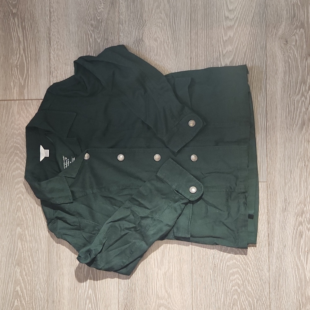 Christopher & Banks Jackets Blazers Womens Medium two-piece green buttoned